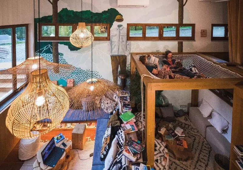 ホテル Selina Geres