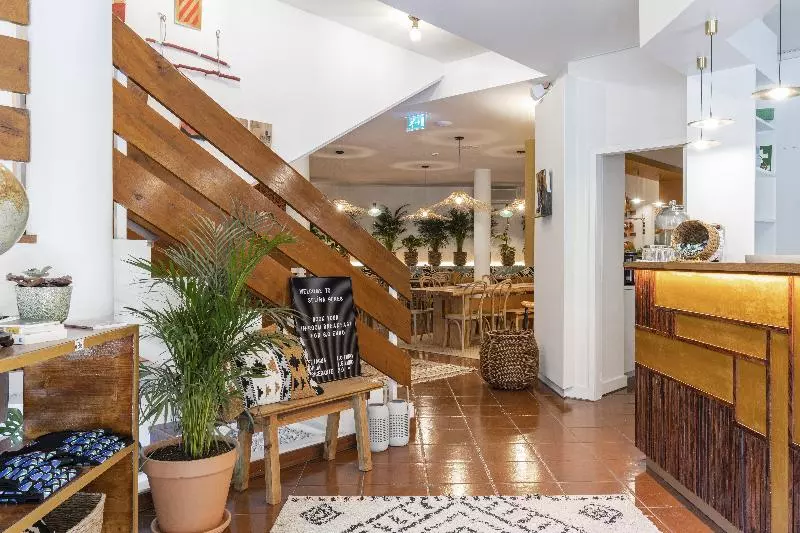 ホテル Selina Geres