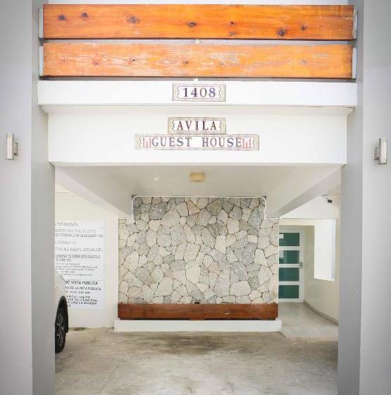 پانسیون Avila Guesthouse