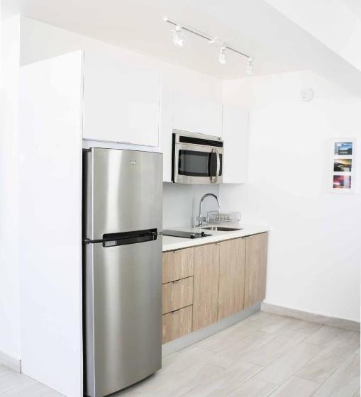 پانسیون Avila Guesthouse