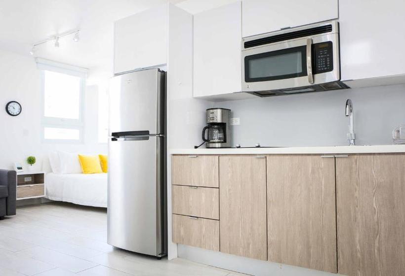 پانسیون Avila Guesthouse