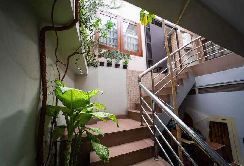 بنسيون Koolkost Near Btc Fashion Mall 2