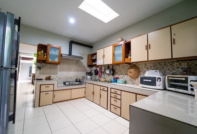 بنسيون Koolkost Near Btc Fashion Mall 2