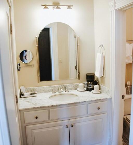 住宿加早餐 Dickson Street Inn