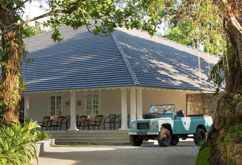 هتل W15 Hanthana Estate Kandy