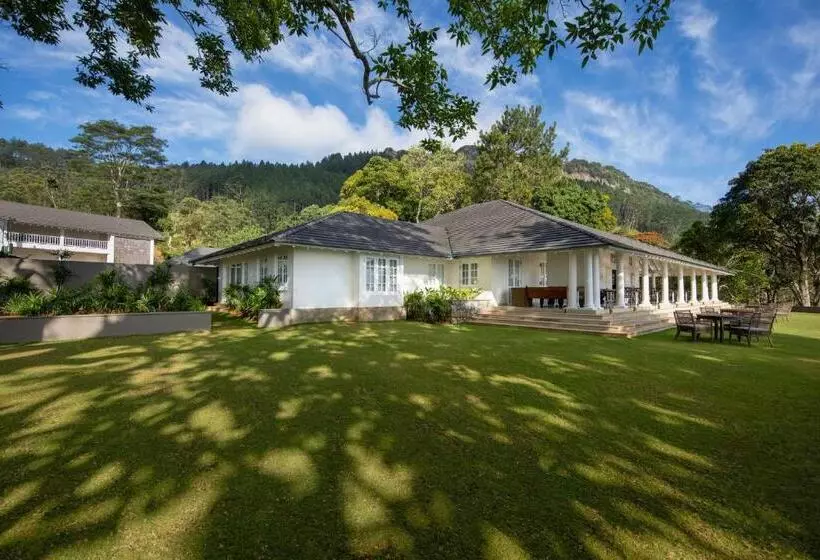 ホテル W15 Hanthana Estate Kandy