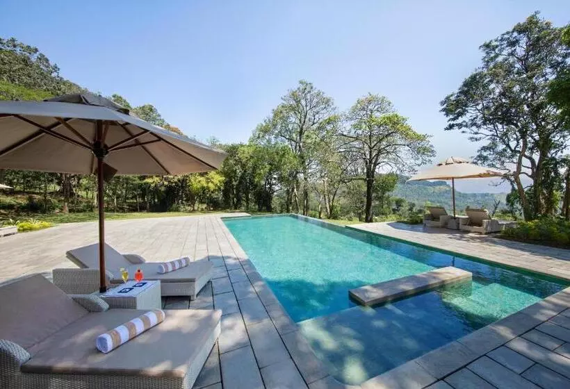 ホテル W15 Hanthana Estate Kandy
