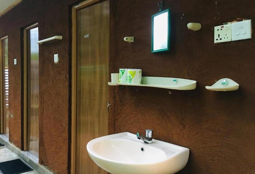 Another World Hostel Sigiriya