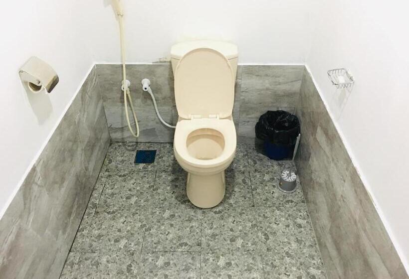 Another World Hostel Sigiriya