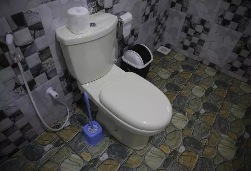 Another World Hostel Sigiriya