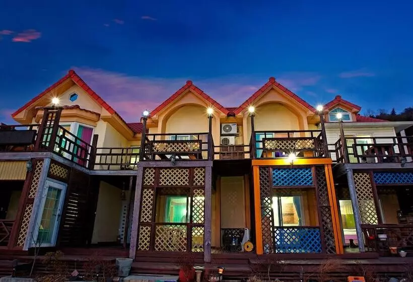 Gyeongju B House Pension