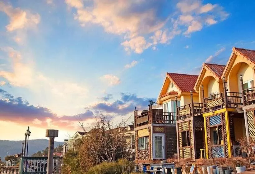 Gyeongju B House Pension