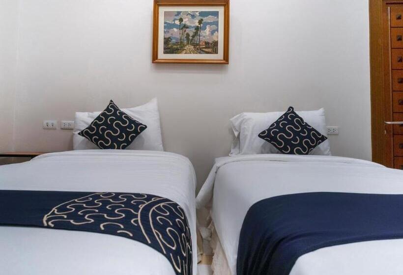 Hotell Capital O 460 World Palace