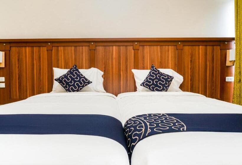 Hotell Capital O 460 World Palace