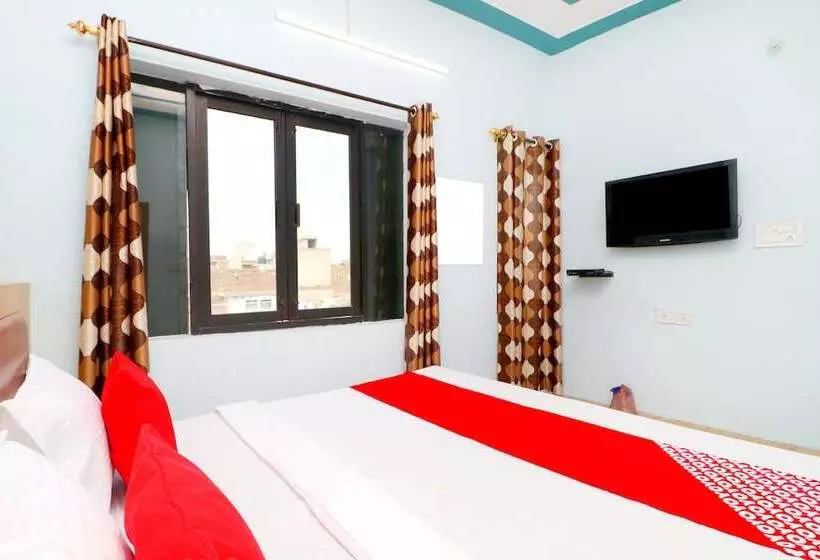 هتل Jaura Inn By Oyo Rooms