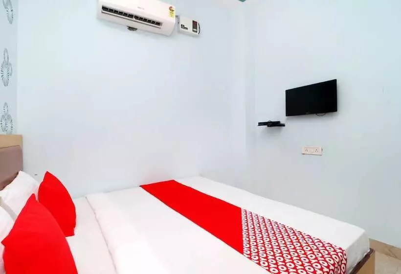 هتل Jaura Inn By Oyo Rooms