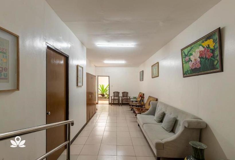 בית מלון כפרי Zen Rooms Jj S Seafood Tagbilaran