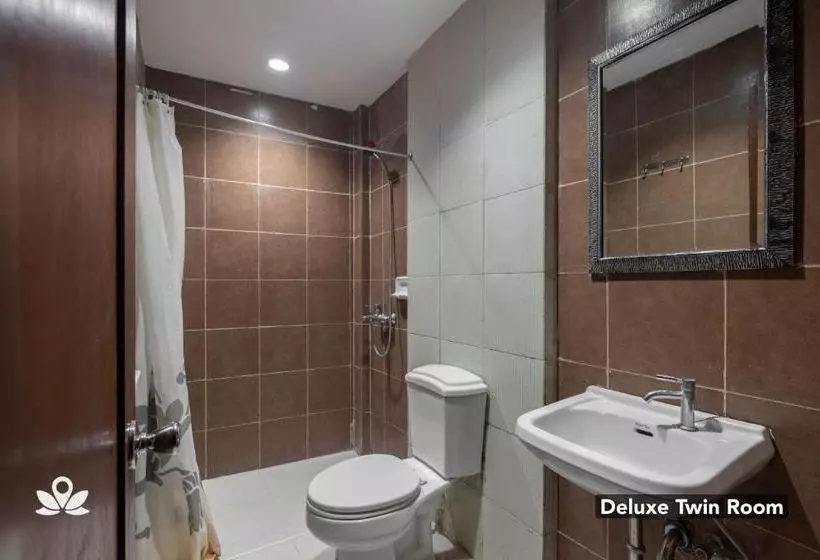 ホテル Zen Rooms Jj S Seafood Tagbilaran