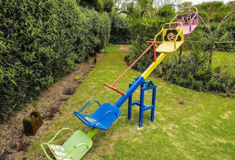 هتل Lake Olbolosat Resort Park Lodge