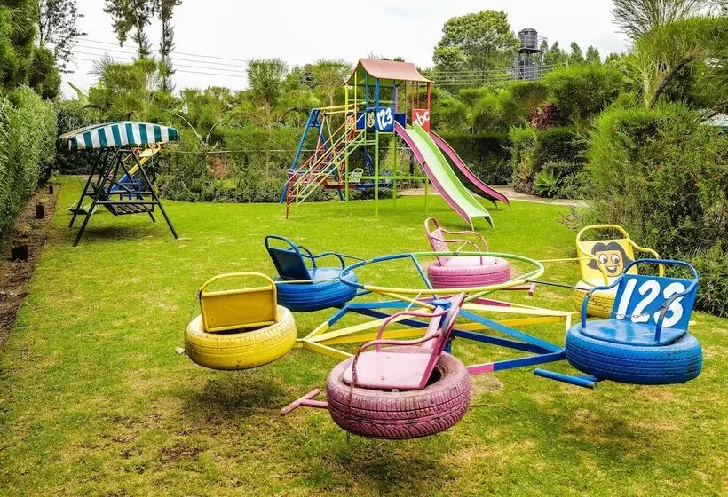 هتل Lake Olbolosat Resort Park Lodge