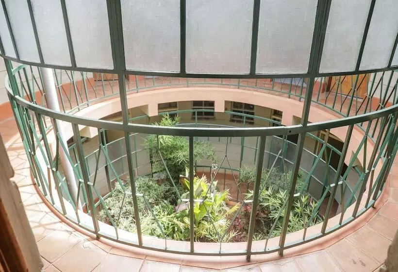 هتل Lake Olbolosat Resort Park Lodge