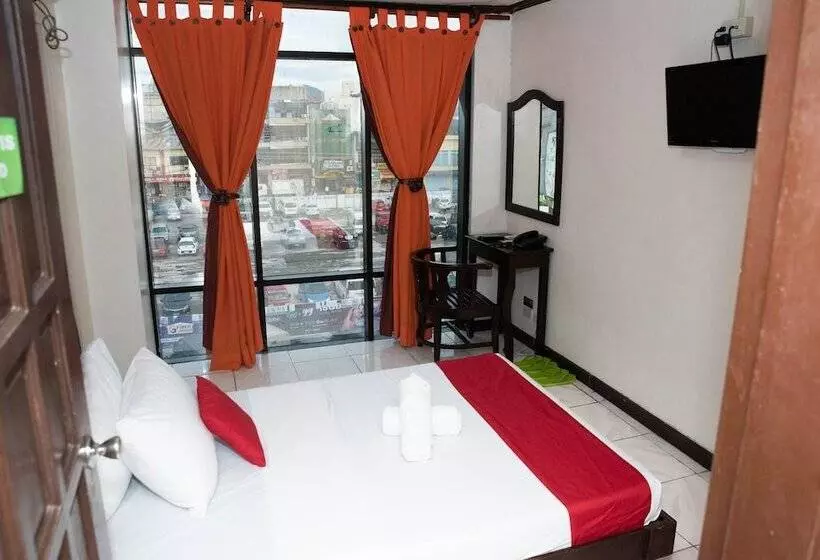 Hotelli Peach Tree Lodge