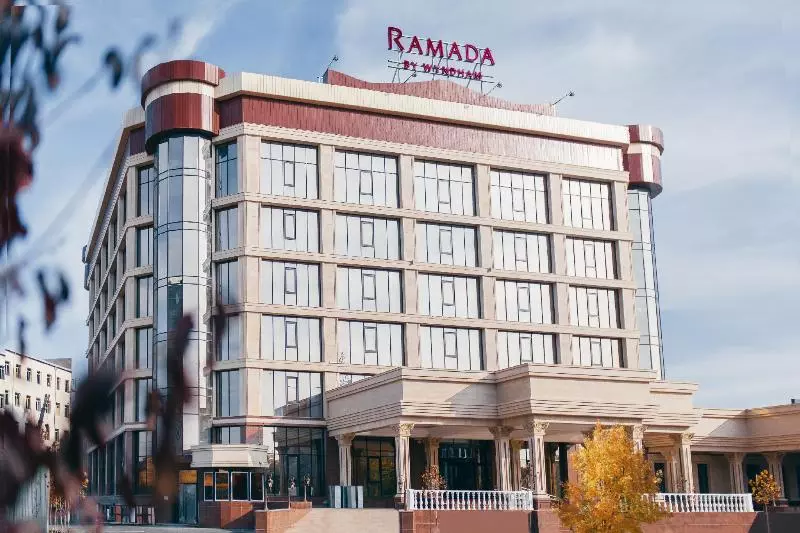 هتل Ramada By Wyndham Shymkent