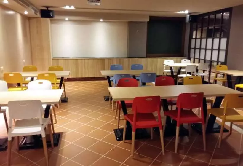 هتل Sendale Zhubei Business