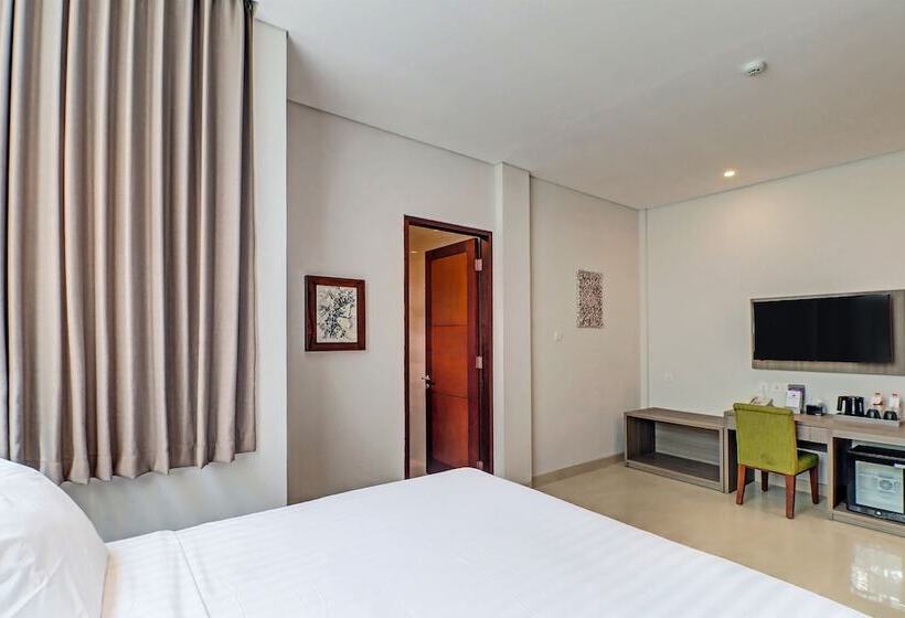 ホテル Townhouse Oak Signature Bali