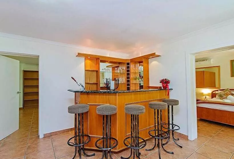 ホテル Stornoway Lodge