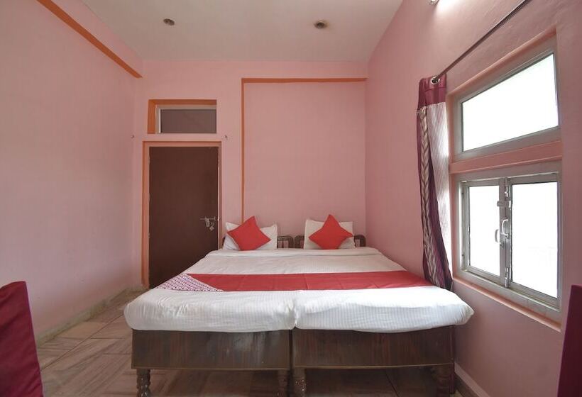 ホテル Sun N Star By Oyo Rooms