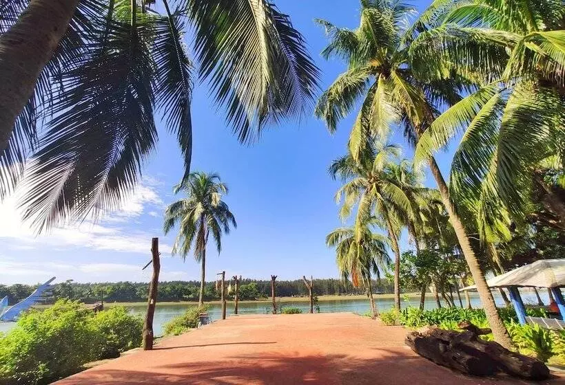 Mermaid Beach Resort