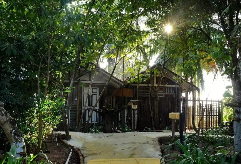 Mermaid Beach Resort
