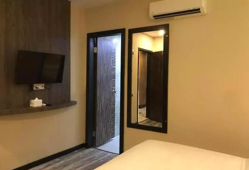 Paragon Nagoya Hotel Batam