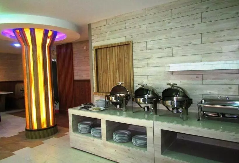 Paragon Nagoya Hotel Batam