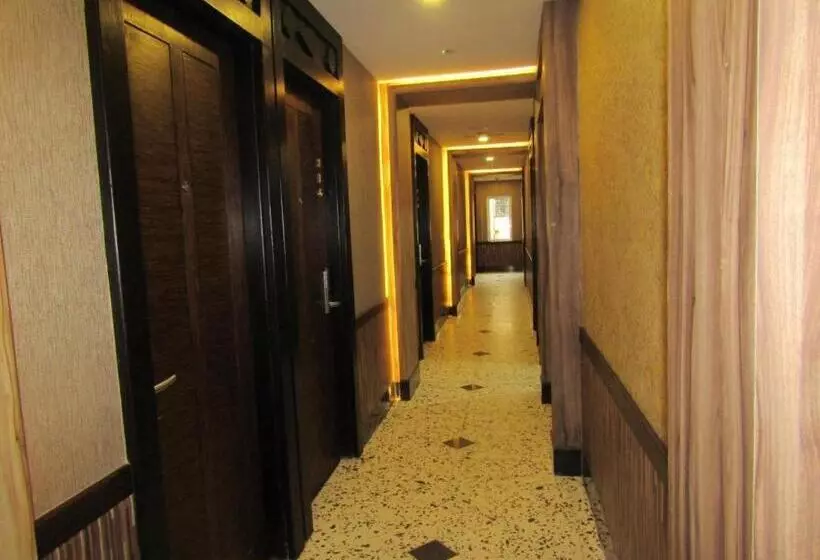 Paragon Nagoya Hotel Batam