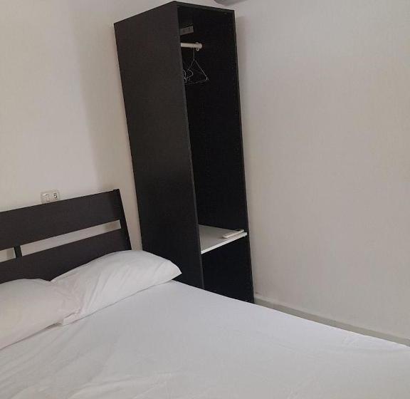 پانسیون Canela