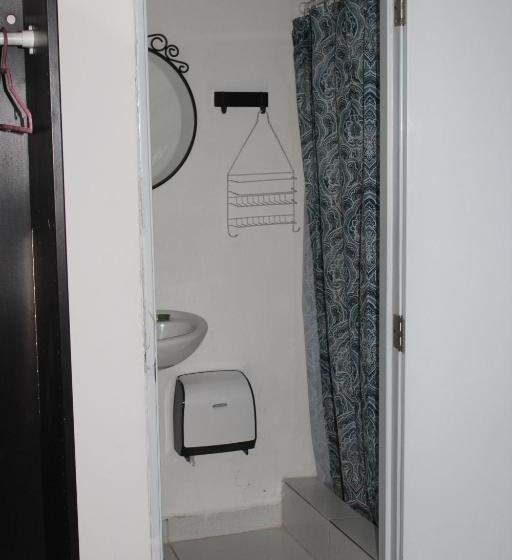 پانسیون Canela