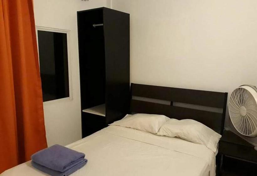 پانسیون Canela