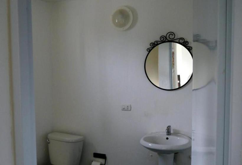 پانسیون Canela