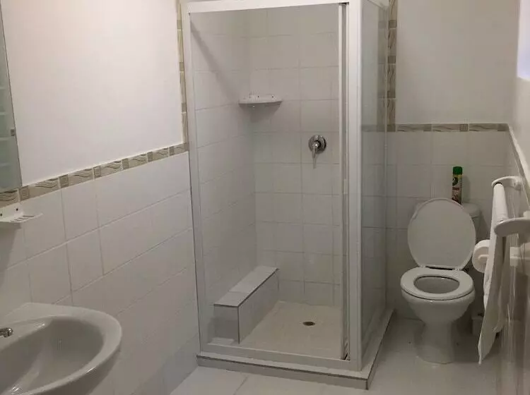 The Whitehouse Bed And Breakfast