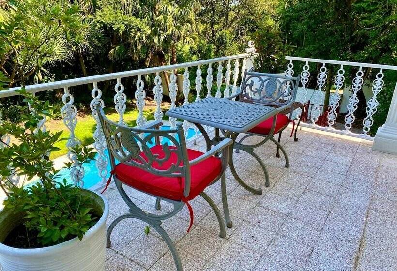 The Whitehouse Bed And Breakfast