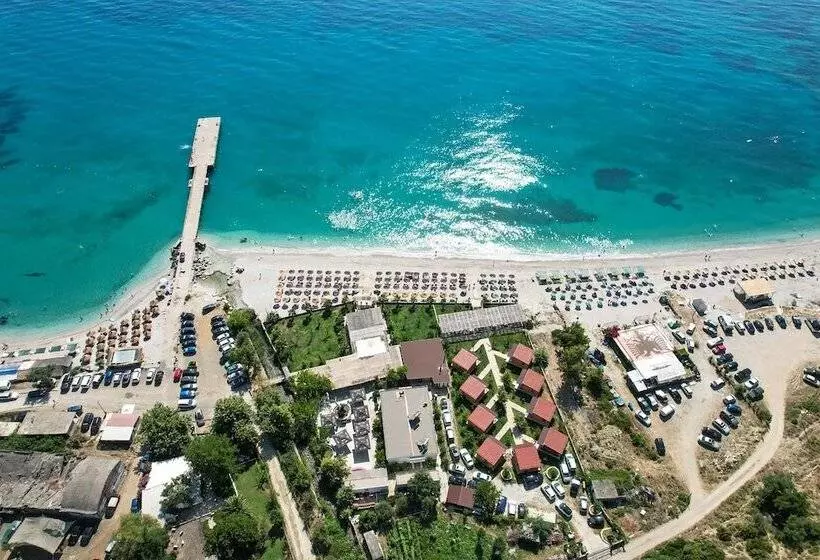 ホテル Bunec Beach Resort
