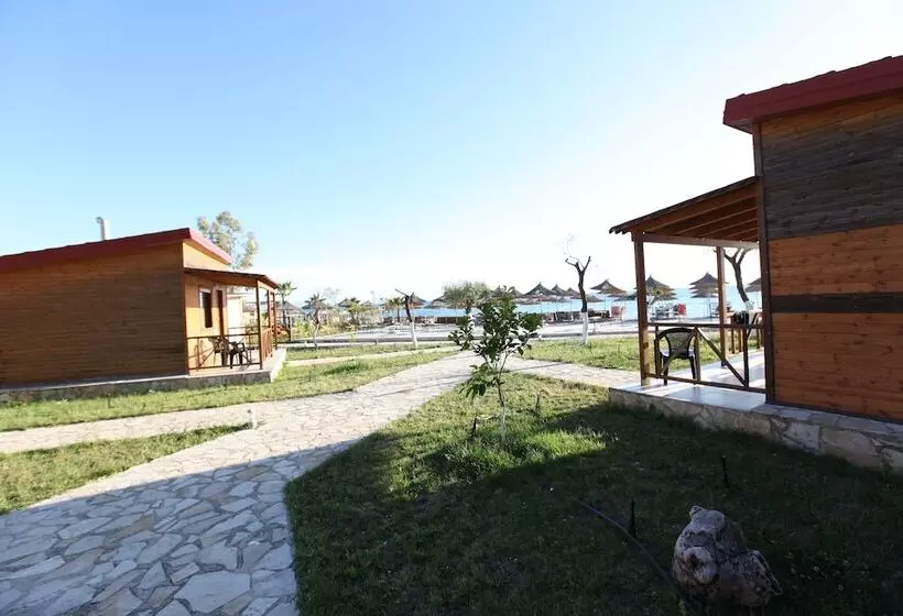 ホテル Bunec Beach Resort