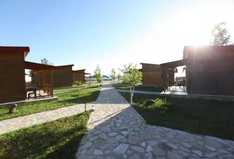 ホテル Bunec Beach Resort