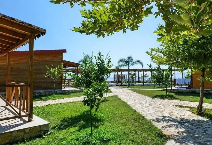 ホテル Bunec Beach Resort
