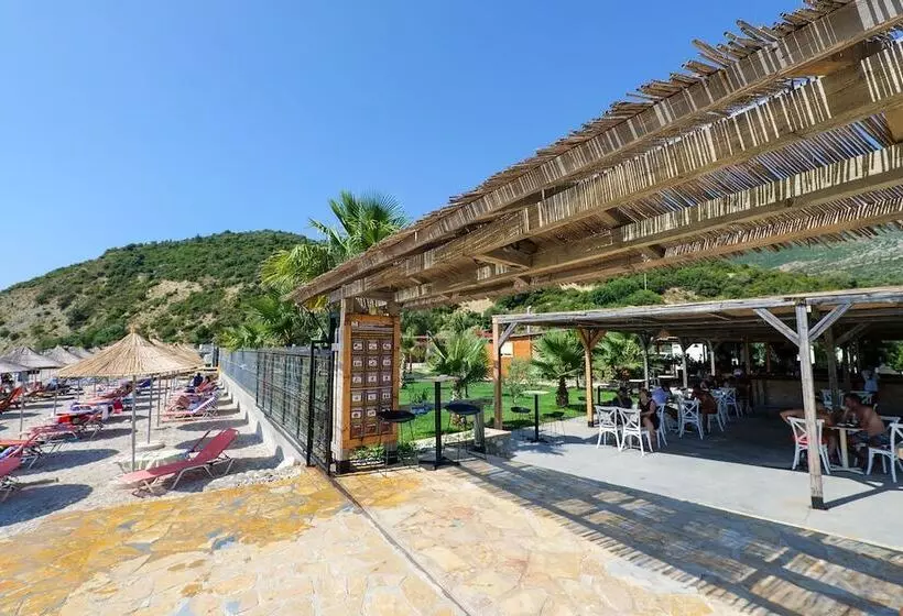 ホテル Bunec Beach Resort