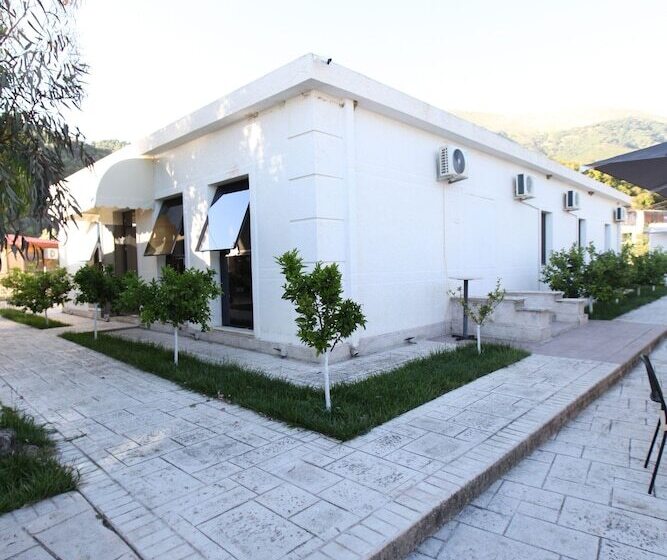 هتل Bunec Beach Resort