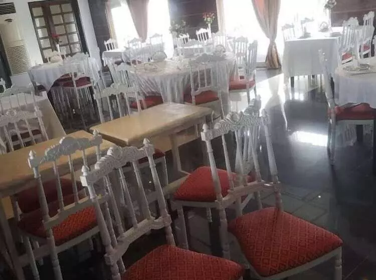 هتل Byblos Palace