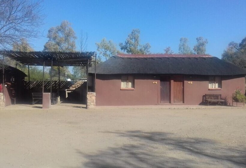 هتل Phokoje Bush Lodge